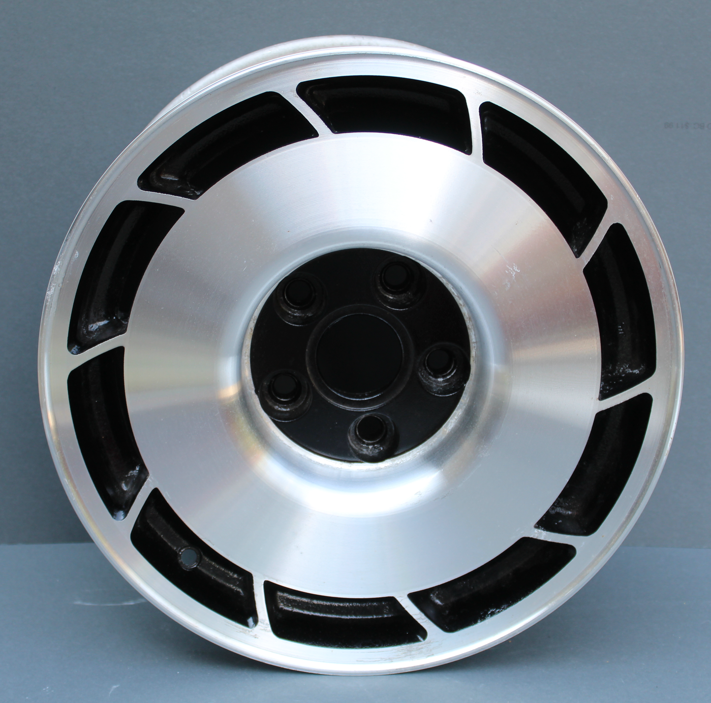 1984 - 1985 Corvette 16x9.5 left refinished wheel