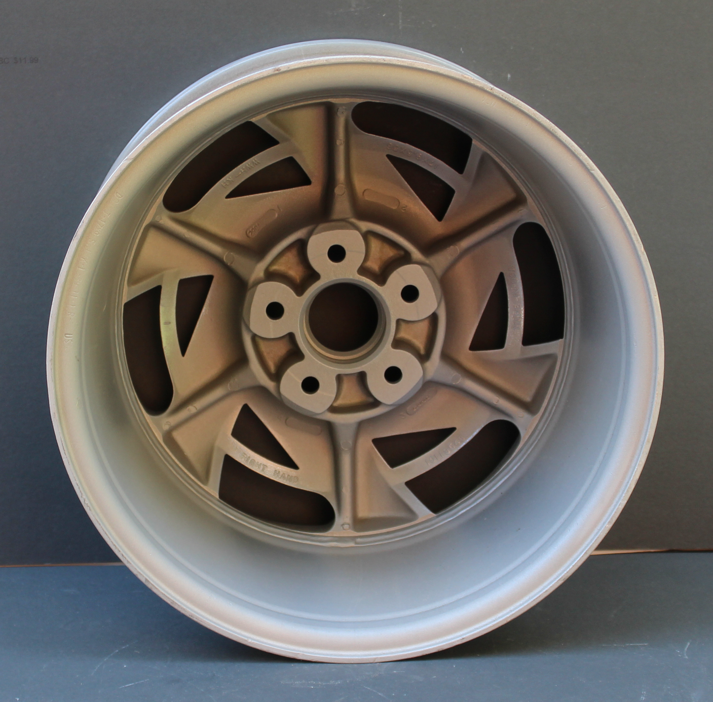 1990 CORVETTE WHEEL RIGHT- REFINSHED GRADED A+