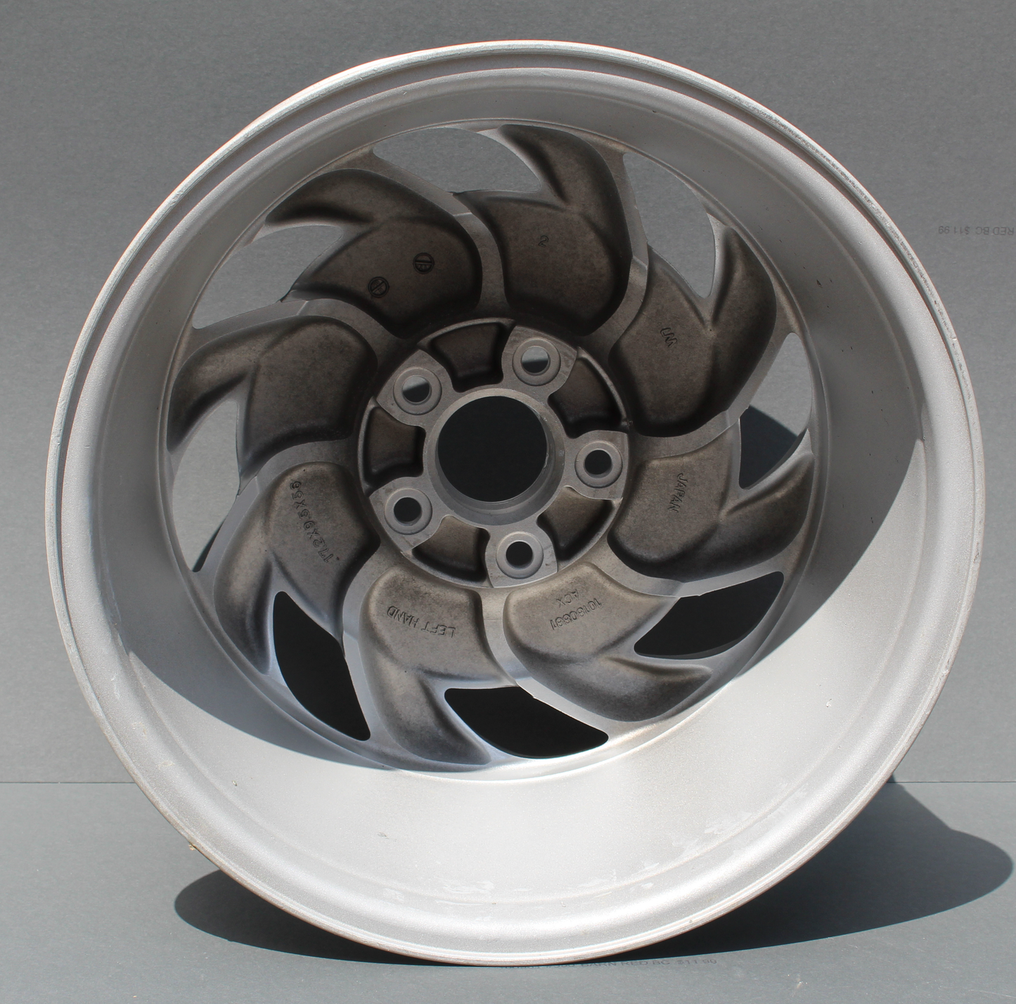 1993-1996 CORVETTE WHEEL. LEFT HAND REFINISHED GRADED A+